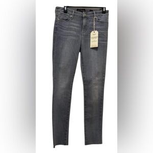 NWT Lucky Brand women’s 6 Hayden skinny distressed jeans with a raw hem